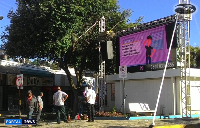 Centro contará com telão para exibição do jogo da Copa nesta sexta